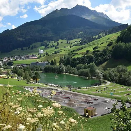 Lägenhet Tgesa Sunnmatt 24 *