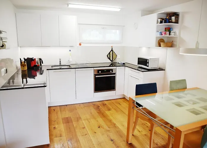 Tgesa Sunnmatt 24 Appartement