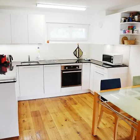 Tgesa Sunnmatt 24 公寓